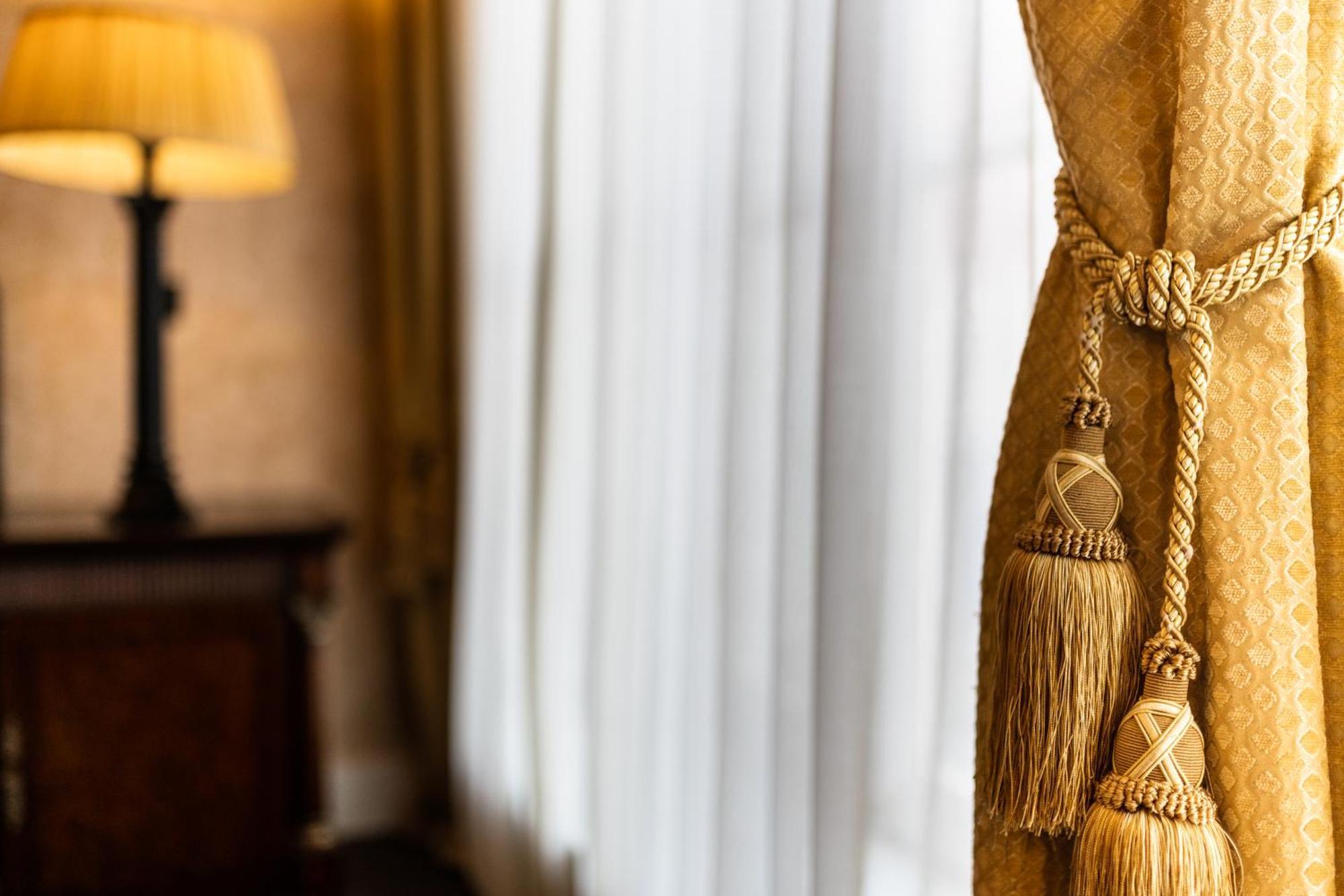 Grand Boutique Hotel-Restaurant Huis Vermeer Deventer Phòng bức ảnh