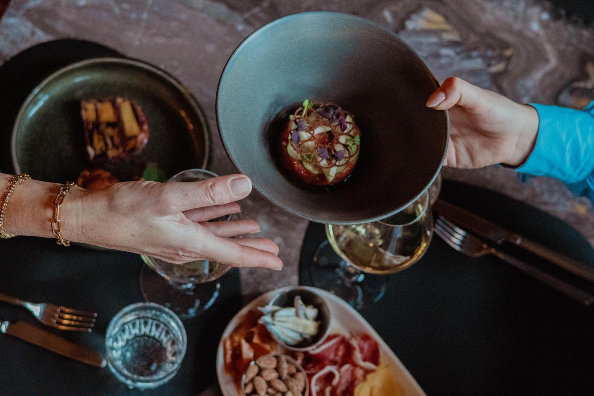 Grand Boutique Hotel-Restaurant Huis Vermeer Deventer Ngoại thất bức ảnh