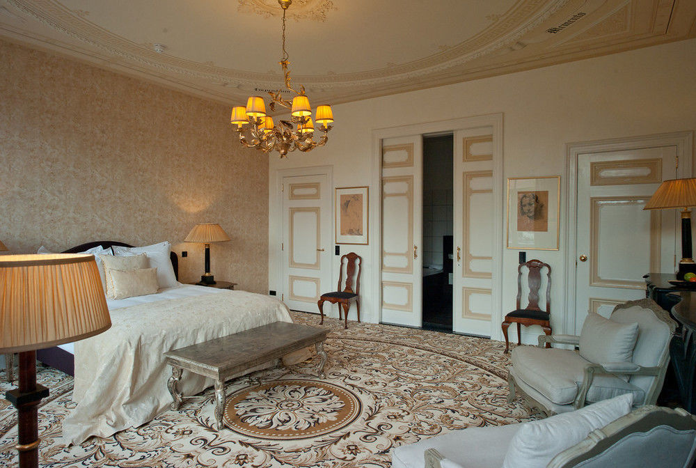 Grand Boutique Hotel-Restaurant Huis Vermeer Deventer Ngoại thất bức ảnh