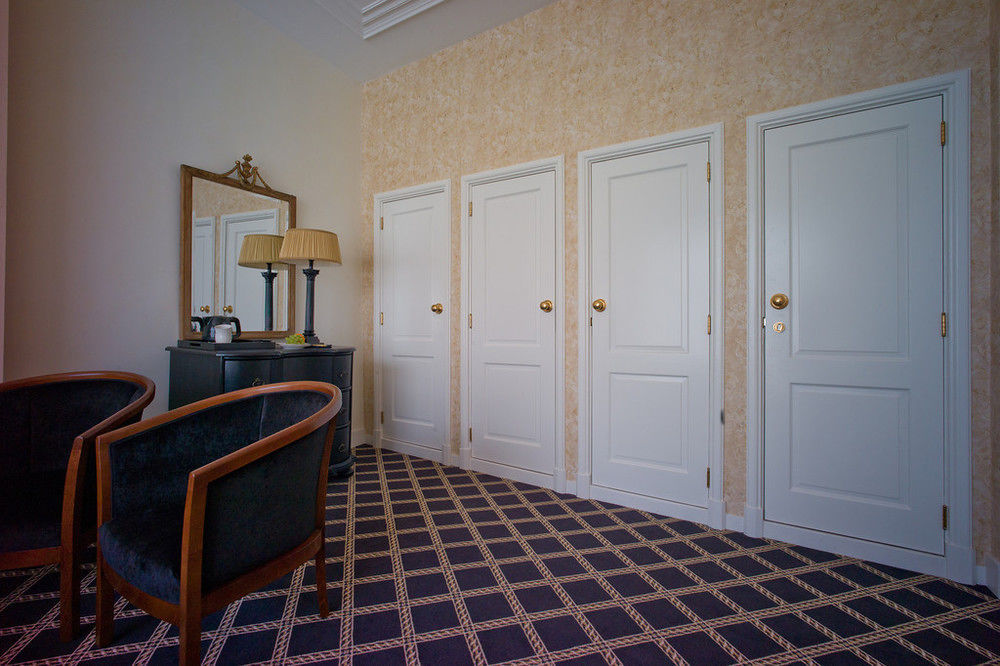 Grand Boutique Hotel-Restaurant Huis Vermeer Deventer Ngoại thất bức ảnh