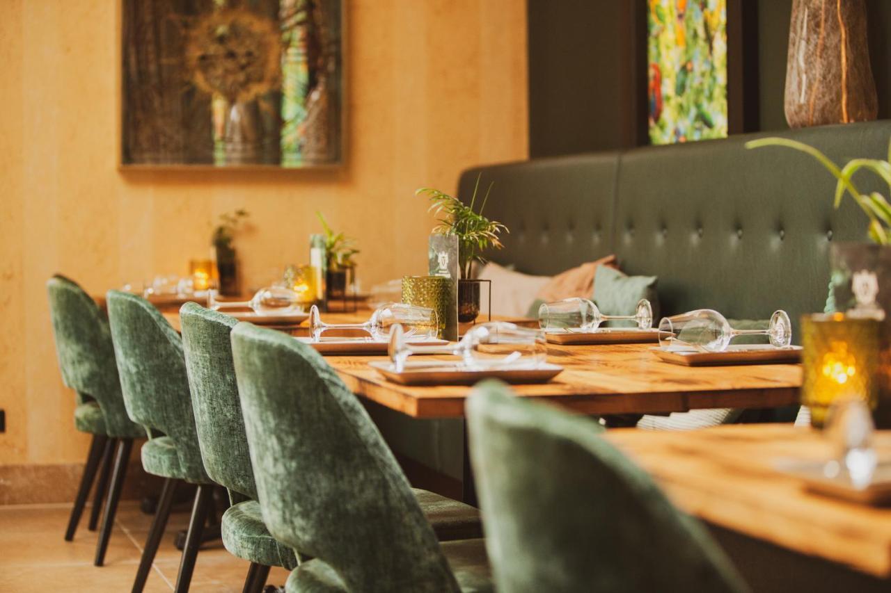 Grand Boutique Hotel-Restaurant Huis Vermeer Deventer Ngoại thất bức ảnh